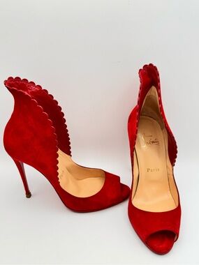 Christian Louboutin Pijonina 120 Red Suede Scalloped Peep Toe Pumps size 37.5